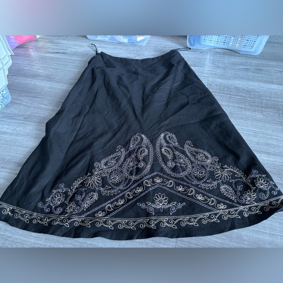 Ecologie linen/rayon Black Embroidered Skirt size 8 - Picture 2 of 5